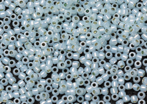 Бисер Япония круглый 11/0 10 г PF2116 молочный светлая вода, серебряная линия внутри